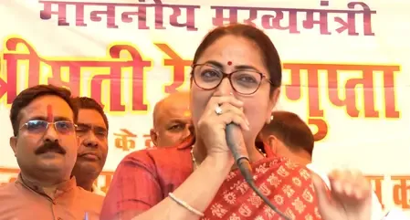 दिल्ली : मुख्यमंत्री रेखा गुप्ता ने शालीमार बाग में विकास परियोजनाओं का किया उद्घाटन