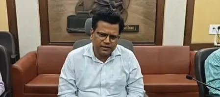 महाराष्ट्र : महापालिका आयुक्त ने लॉन्च किए 'रोड मित्रा' और 'नो योर एरिया ऑफिसर' ऐप्स