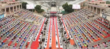 पंजाब में दिखा अंतरराष्ट्रीय योग दिवस का उत्साह , 'एक पृथ्वी, एक स्वास्थ्य' थीम पर लोगों ने किया योगाभ्यास