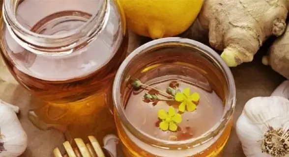 क्या आप सर्दी-खांसी और गले में खराश से परेशान हैं? जानें छोटे-छोटे उपाय