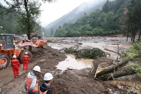 शी जिनपिंग ने कानसू प्रांत में अचानक आई बाढ़ आपदा पर महत्वपूर्ण निर्देश जारी किए