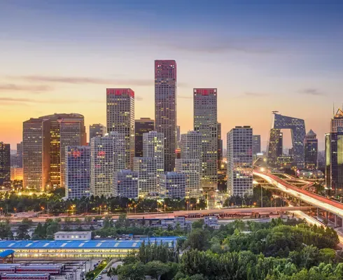 क्या पेइचिंग आधुनिक महानगर के रूप में औद्योगिक और तकनीकी प्रगति की दिशा में नया कदम बढ़ा रहा है?