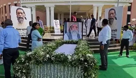 क्या शिबू सोरेन की अंतिम विदाई से झारखंड में नेताओं की कमी महसूस होगी?