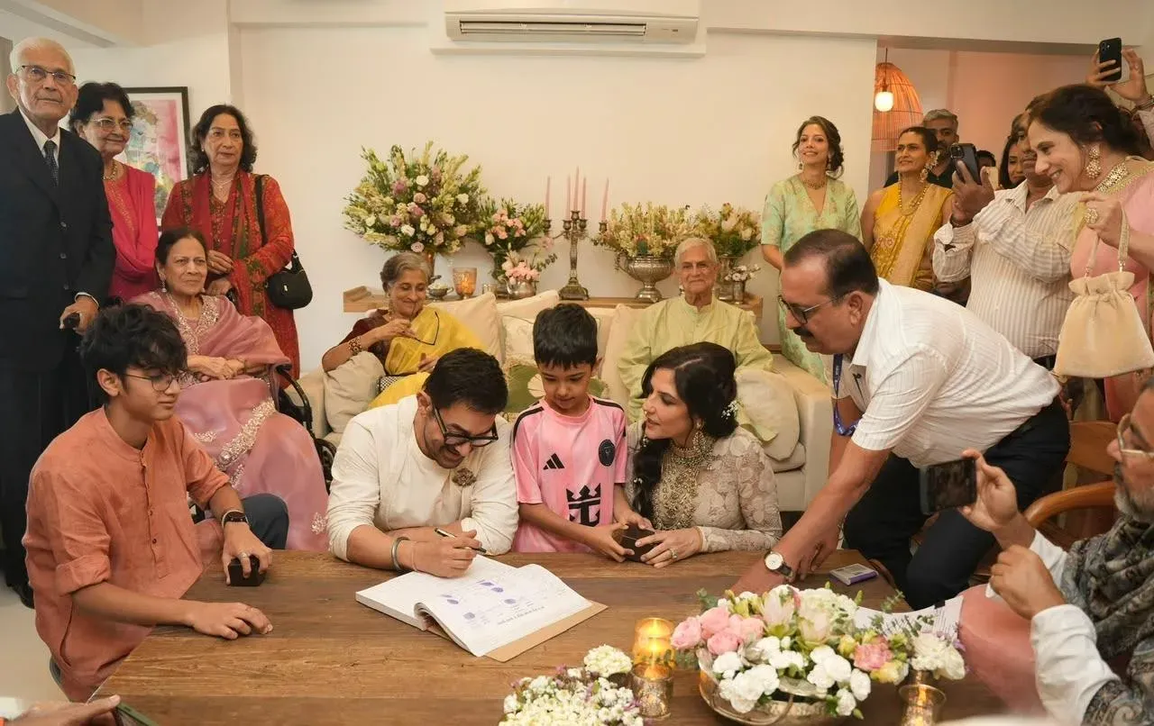 Aamir Khan marries Gauri Spratt in Mumbai; sons serve as ring bearers