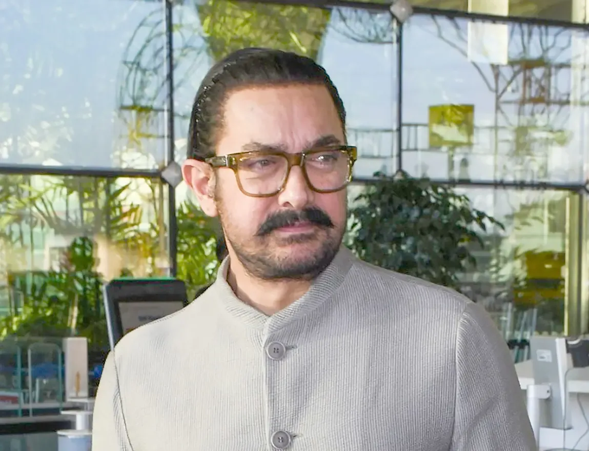 Aamir Khan Urges Arijit Singh to Reconsider Retirement: 'What Will We Do?'