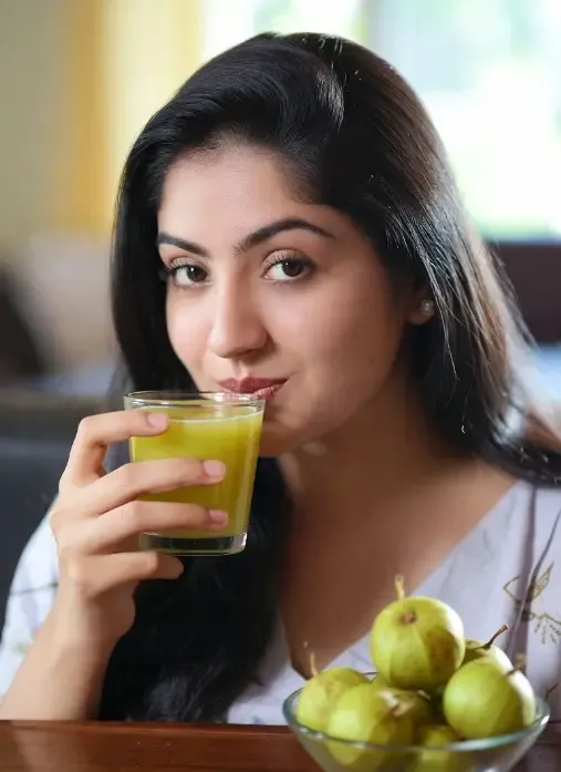 क्या आंवला है भारत का सुपरफ्रूट जिसमें छिपा है सेहत और सुंदरता का खजाना?