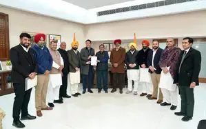 AAP Delegation Meets Punjab Governor, Protests Appointment of Chief Secretary in Chandigarh