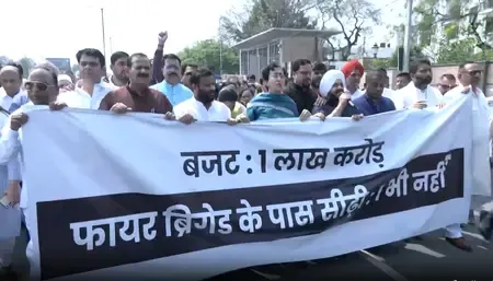 AAP Legislators Stage Protest Over Fire Safety Shortcomings Amid Rs 1 Lakh Crore Budget