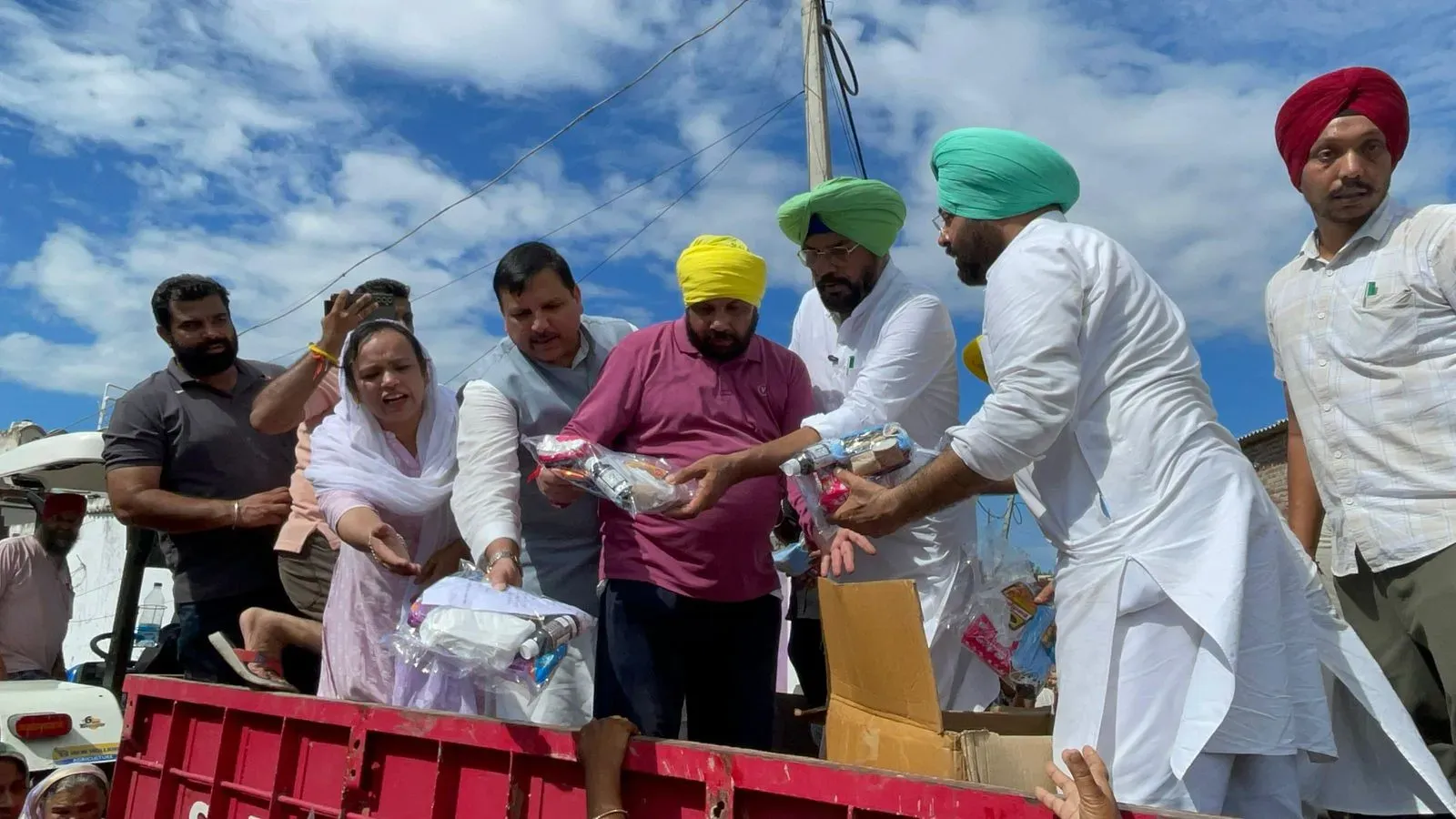 How Are AAP MPs Mobilizing Funds for Flood Relief in Punjab?