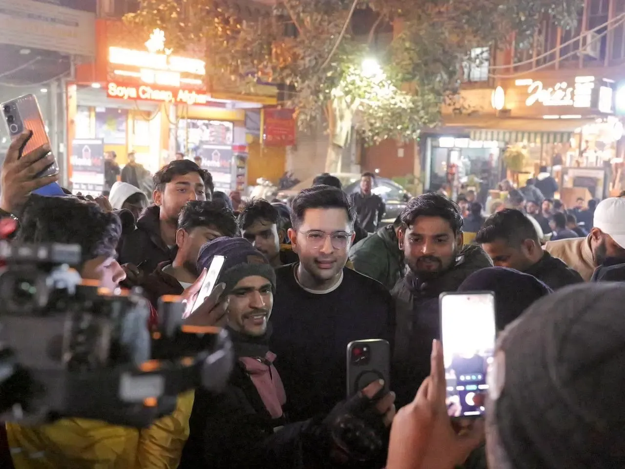 क्या सांसद राघव चड्ढा ने केंद्र सरकार की तारीफ की? गिग वर्करों की समस्या का समाधान!