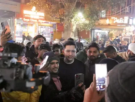 क्या सांसद राघव चड्ढा ने केंद्र सरकार की तारीफ की? गिग वर्करों की समस्या का समाधान!