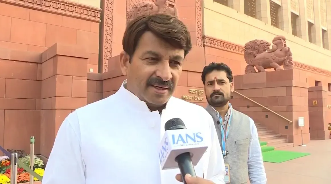 BJP MP Manoj Tiwari Predicts AAP Will Secure No More Than 12 Seats in Delhi Elections