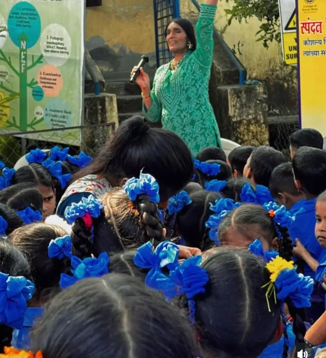 Did Aashiqui Fame Anu Aggarwal Connect with Underprivileged Kids?