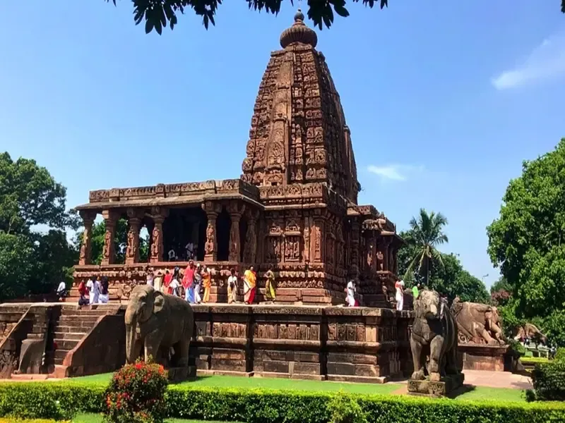 क्या छठ पर्व पर सूर्य की उपासना होती है? जानें देश के प्रसिद्ध सूर्य मंदिरों के बारे में