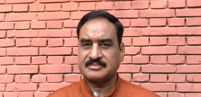 विहिप प्रवक्ता विनोद बंसल का कांग्रेस पर हमला: 'उमर खालिद को राष्ट्रवादी बताना देश-विरोधी मानसिकता'