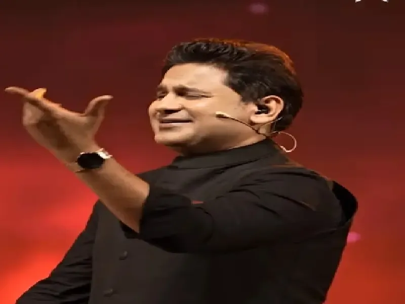 क्या मनोज मुंतशिर का यह वीडियो आपको भी भावुक कर देगा?