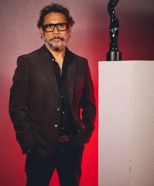 क्या अभिषेक बच्चन हर विषय के विशेषज्ञ हैं? : सुजीत सरकार