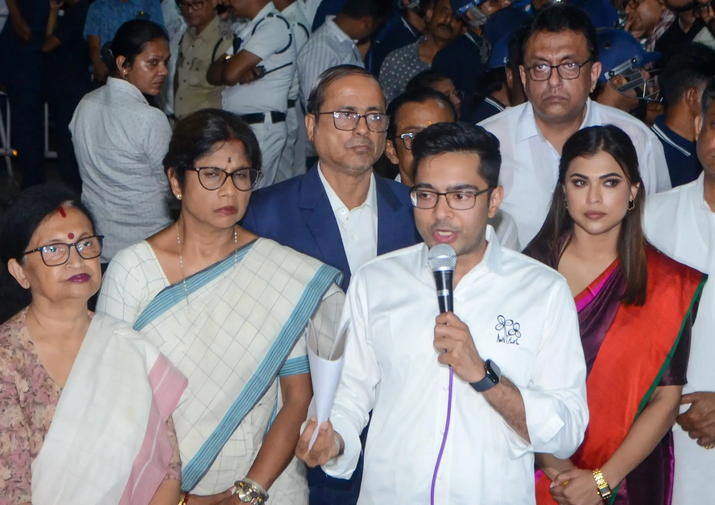 Abhishek Banerjee Exposes Alleged Voter Registration Fraud, Challenges Election Commission