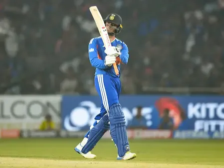 Does Abhishek Sharma Remind Us of Jayasuriya with His Intimidating Style?