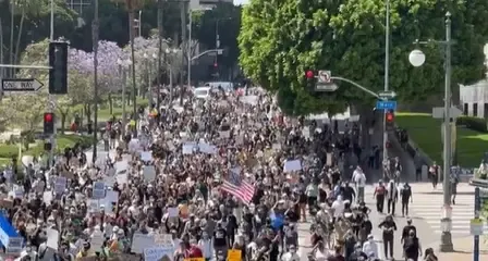 Why Are 700 US Marines Being Mobilized for Protests in Los Angeles?