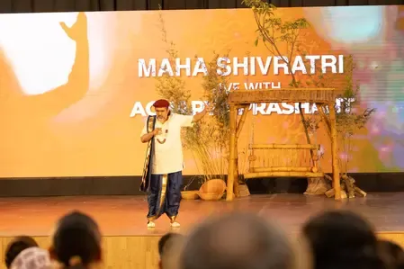Is Acharya Prashant's Theatrical Performance on Mahashivratri a Unique Confluence of Dharma and Art?