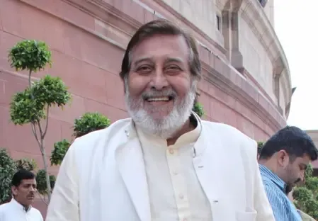 एक्टिंग में सुपर तो स्पोर्ट्स में जबरदस्त थे विनोद खन्ना, सुनील दत्त ने बनाया था 'खलनायक'