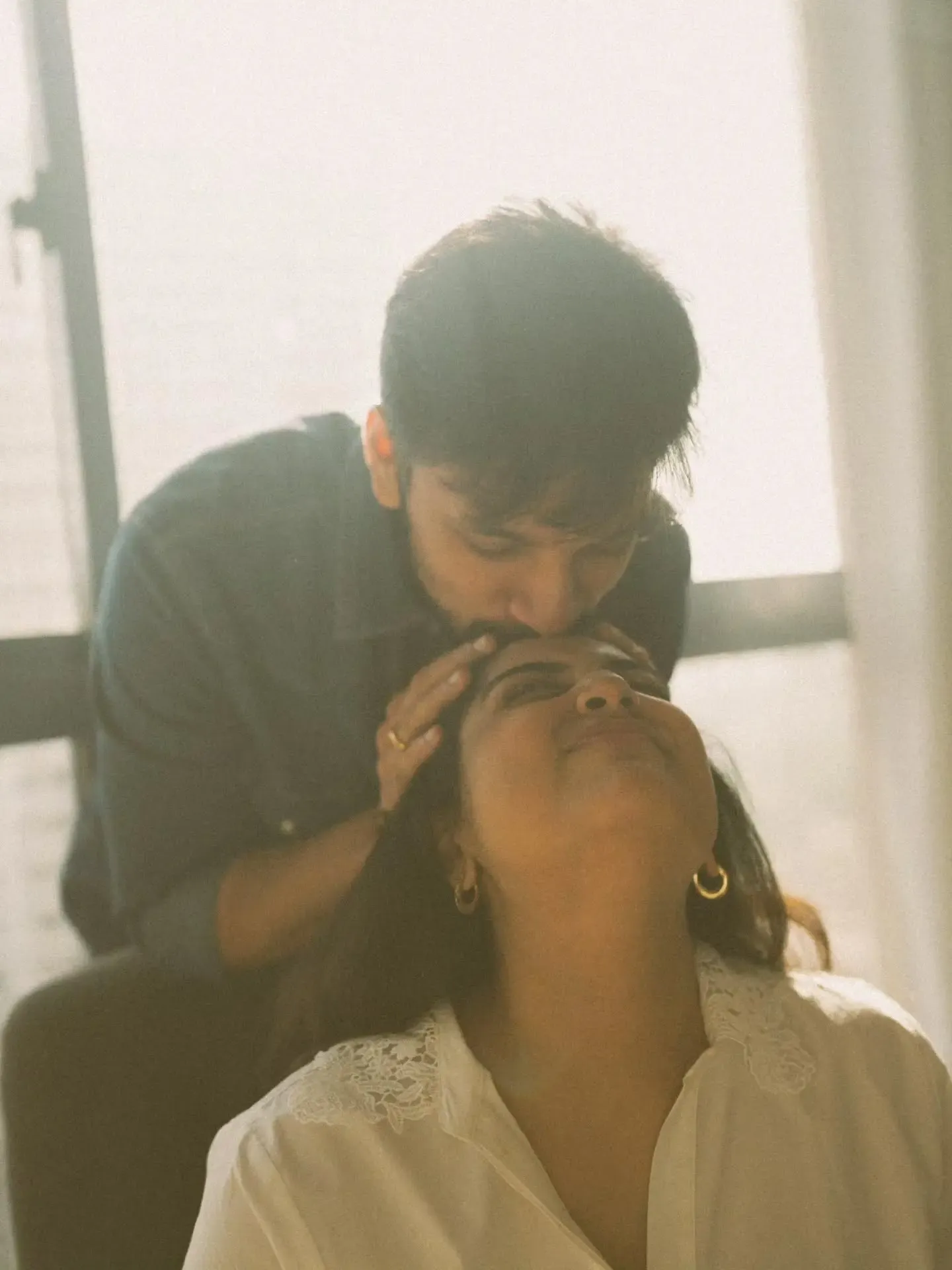 Why did actor Gautham Ram Karthik thank his wife Manjima Mohan?