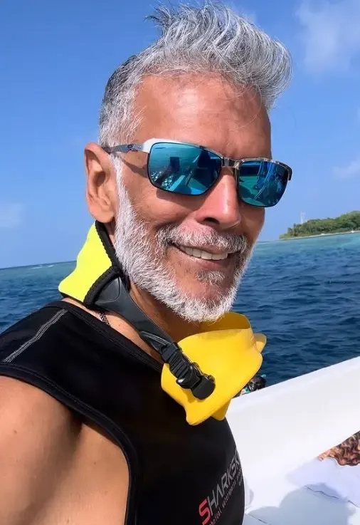 क्या फिटनेस फ्रीक मिलिंद सोमन इन चीजों से रहते हैं दूर?