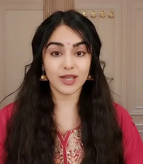 Adah Sharma explores London vegetable market after shoot wrap