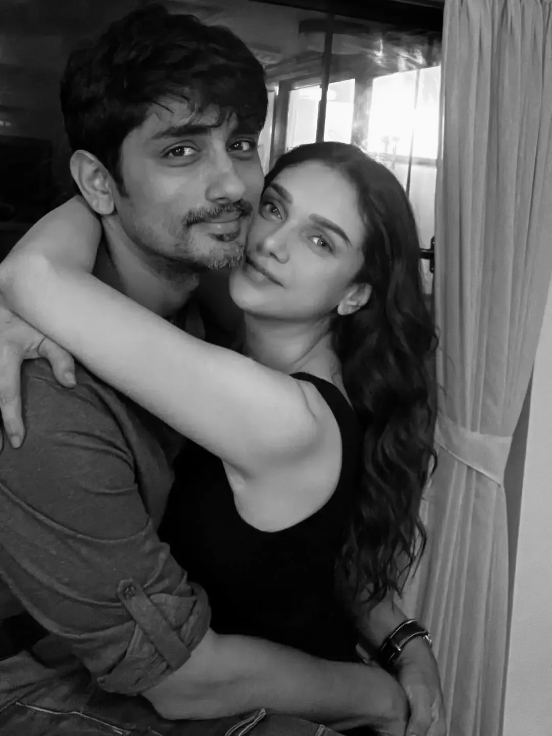 Aditi Rao Hydari Celebrates Birthday of Her 'Manicorn' Siddharth
