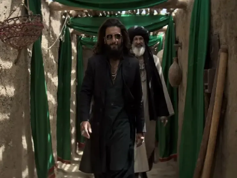 आदित्य धर ने फैंस से की अपील, 'पाइरेसी' के डर से है चिंतित