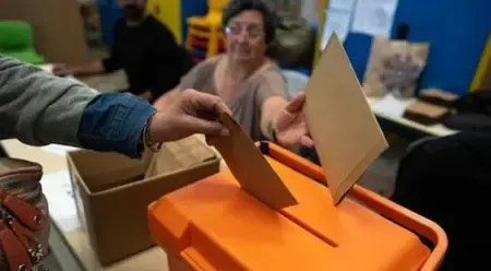 New Zealand advance voting begins, 2 weeks before November 7 election