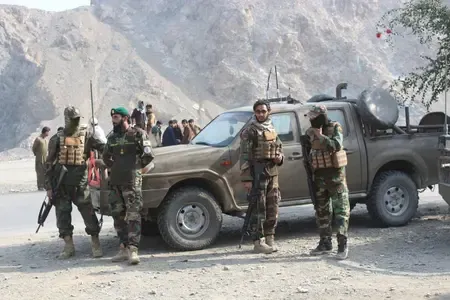 Retaliatory Strikes: Afghan Forces Take Control of Key Pakistani Posts