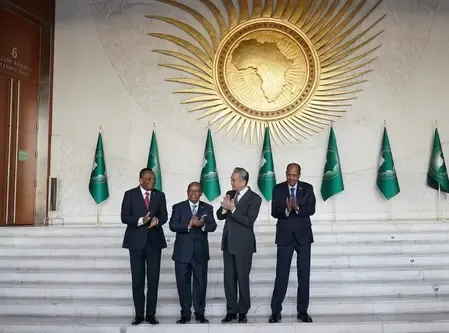 अफ्रीकी देशों का चीनी विकास एक्सप्रेस पर सवार होने का स्वागत करता है चीन: वांग यी