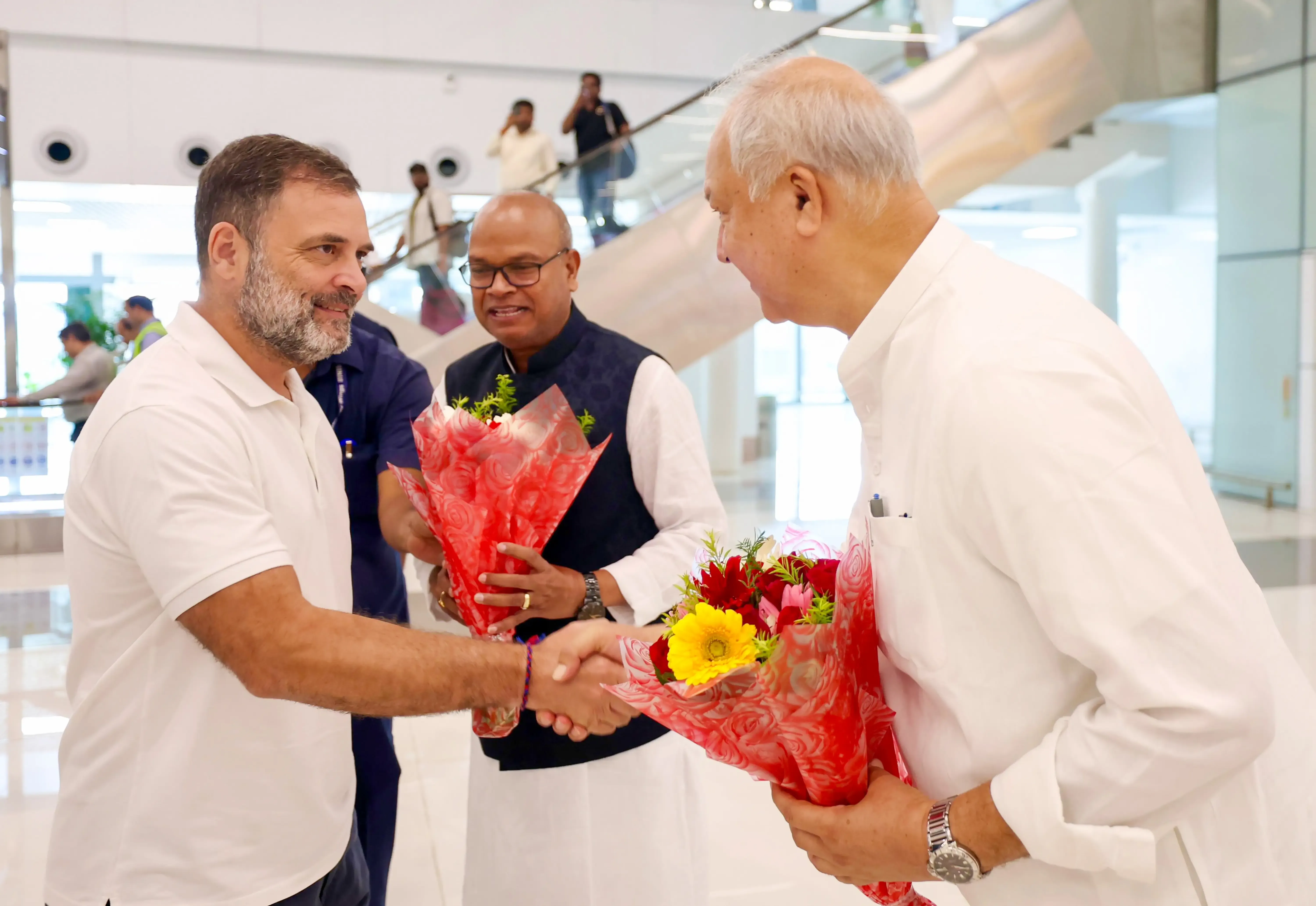 Will Rahul Gandhi and Tejashwi Yadav Discuss Seat-Sharing After the CWC Meeting?