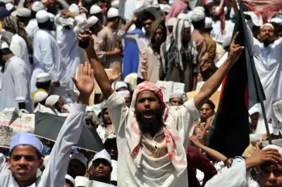 Could Hefazat-e-Islam's Rise in Bangladesh Lead to Cross-Border Radicalization?