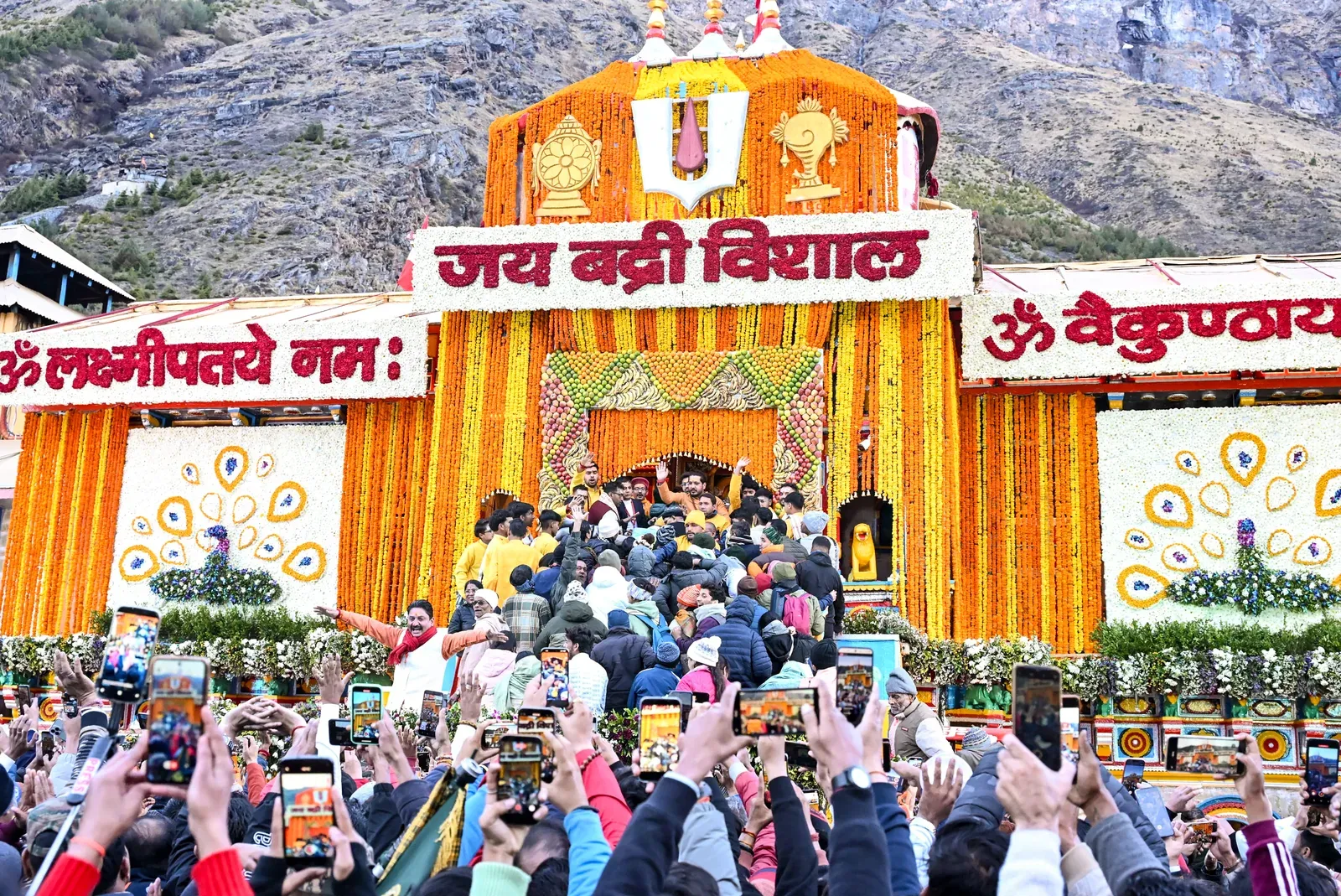 Badrinath Temple offerings row: BKTC orders probe into alleged irregularities