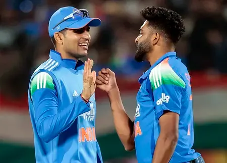 अगर आप मिडिल ओवर्स में विकेट नहीं लेते, तो बहुत मुश्किल हो जाती है: शुभमन गिल