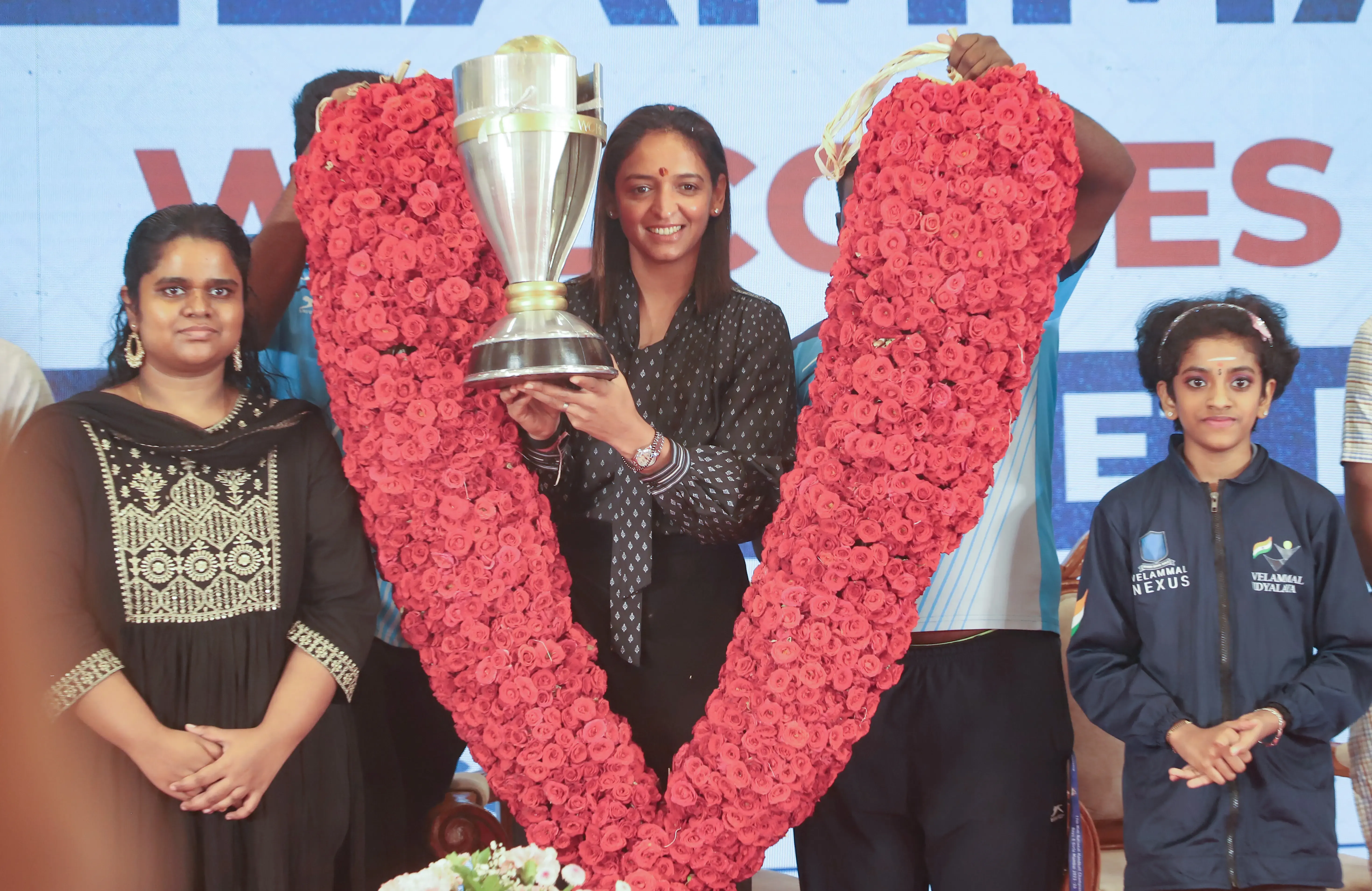 क्या हरमनप्रीत कौर एक-दो छात्राओं को प्रेरित कर पाई?