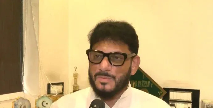 सेजल पवार विवाद पर वारिस पठान का बड़ा बयान: 'मुस्लिम नाम होता तो मीडिया ट्रायल हो जाता'
