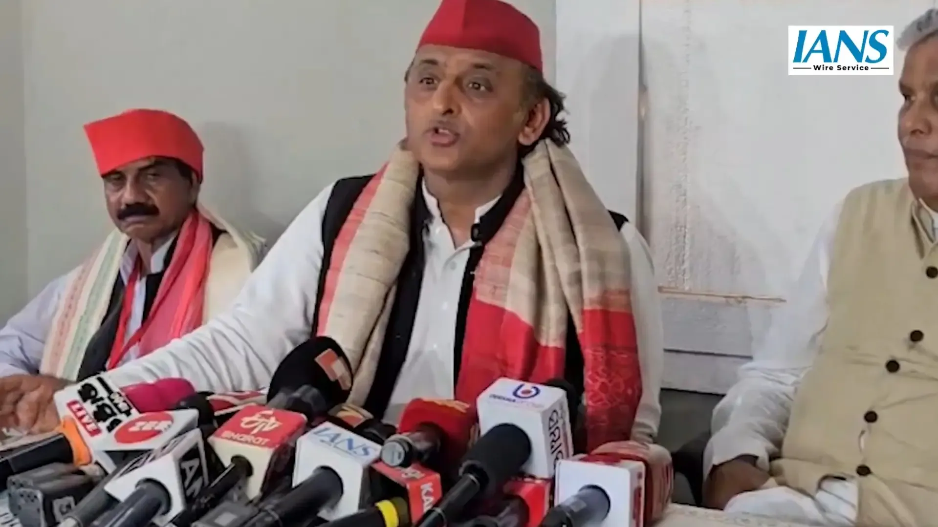 Akhilesh Yadav Calls for Closure of Misused Agencies Like ED