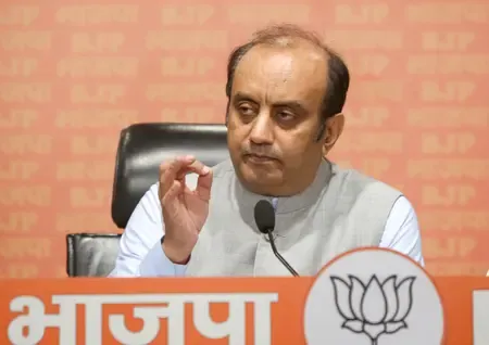 'अज्ञात और आधिकारिक विदेश यात्रा में फर्क', सुधांशु त्रिवेदी का राहुल गांधी पर बड़ा हमला