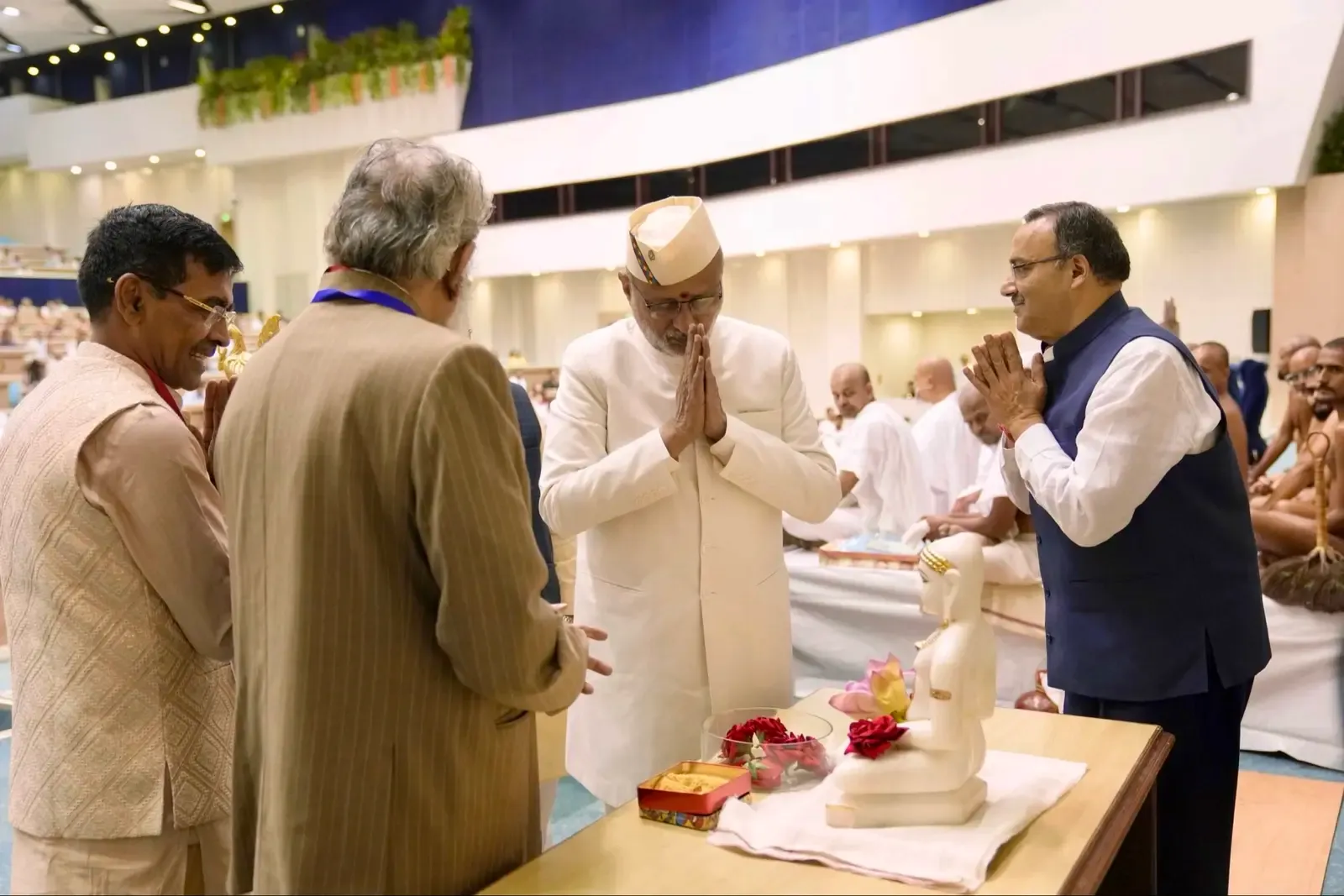 उपराष्ट्रपति सीपी राधाकृष्णन ने कहा — अहिंसा विचार, वचन और कर्म तीनों में हिंसा का अभाव है