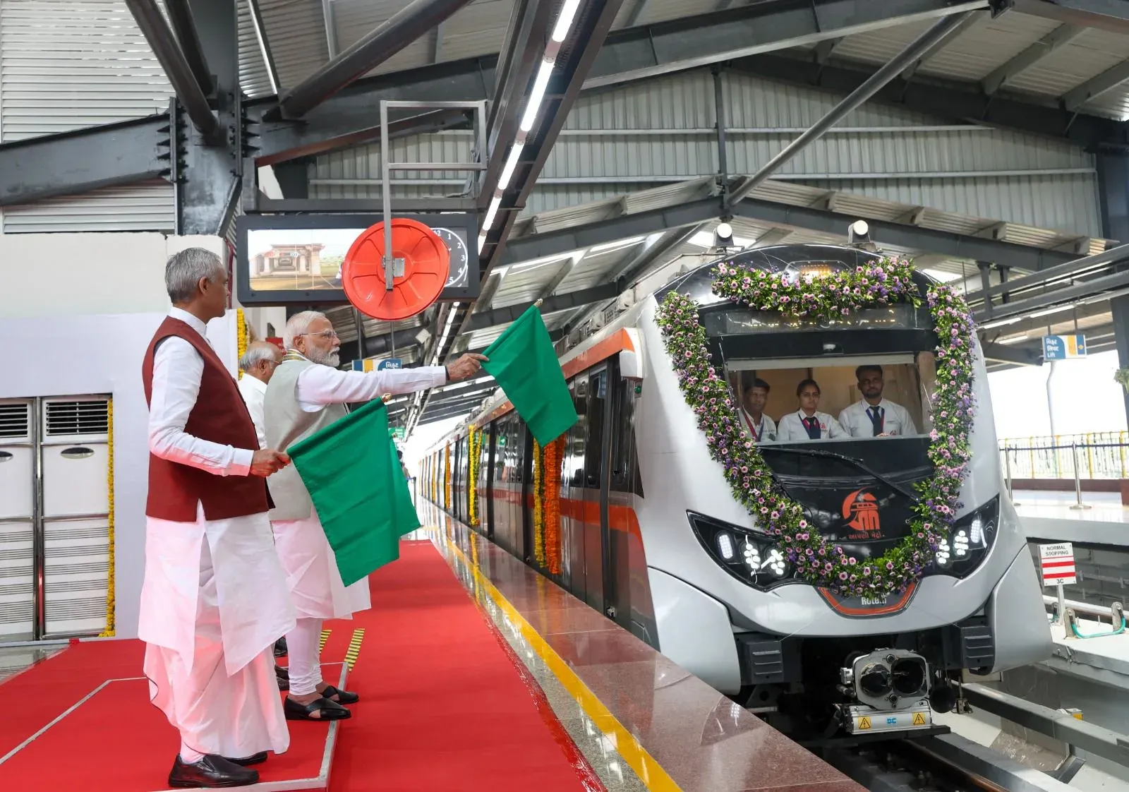 Ahmedabad-Gandhinagar Metro hits 13.81 crore rides since 2022 expansion