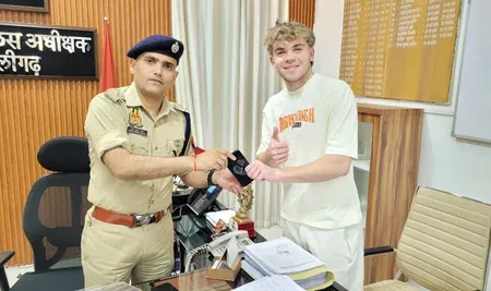 आईपीएल फाइनल में चोरी हुआ ऑस्ट्रेलियाई इन्फ्लुएंसर जेक जैकिंग्स का आईफोन, अलीगढ़ पुलिस ने बरामद कर लौटाया