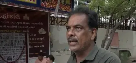 अहमदाबाद के हनुमान मंदिर में मंत्र जाप के साथ सवा लाख आहुति, विमान हादसे में मरने वालों को दी श्रद्धांजलि