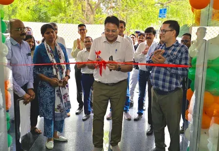 अहमदाबाद में इंटीग्रेटेड कंट्रोल सेंटर लॉन्च: 1,350 किमी नेटवर्क की रियल-टाइम निगरानी, 290+ ट्रेनें होंगी स्मार्ट