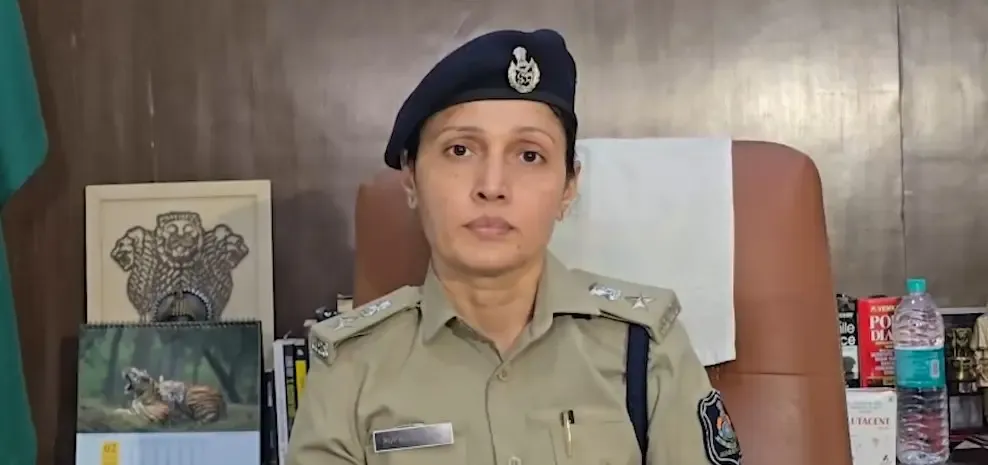 अहमदाबाद पुलिस ने अंतरराज्यीय मोबाइल चोर गिरोह का भंडाफोड़ किया