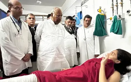 अहमदाबाद विमान हादसे के पीड़ितों से मिला कांग्रेस का प्रतिनिधिमंडल, सरकार से संवेदनशीलता बरतने की मांग