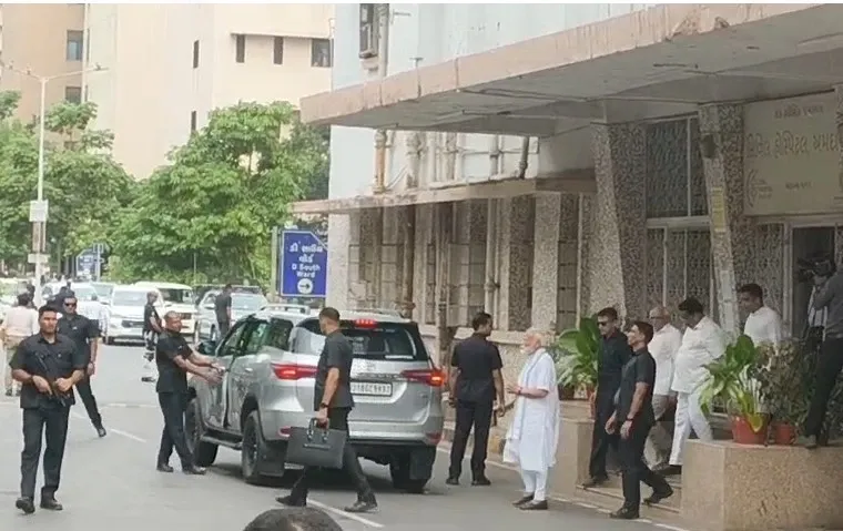 What Happened During PM Modi's Visit to Ahmedabad Civil Hospital After the Air India Plane Crash?
